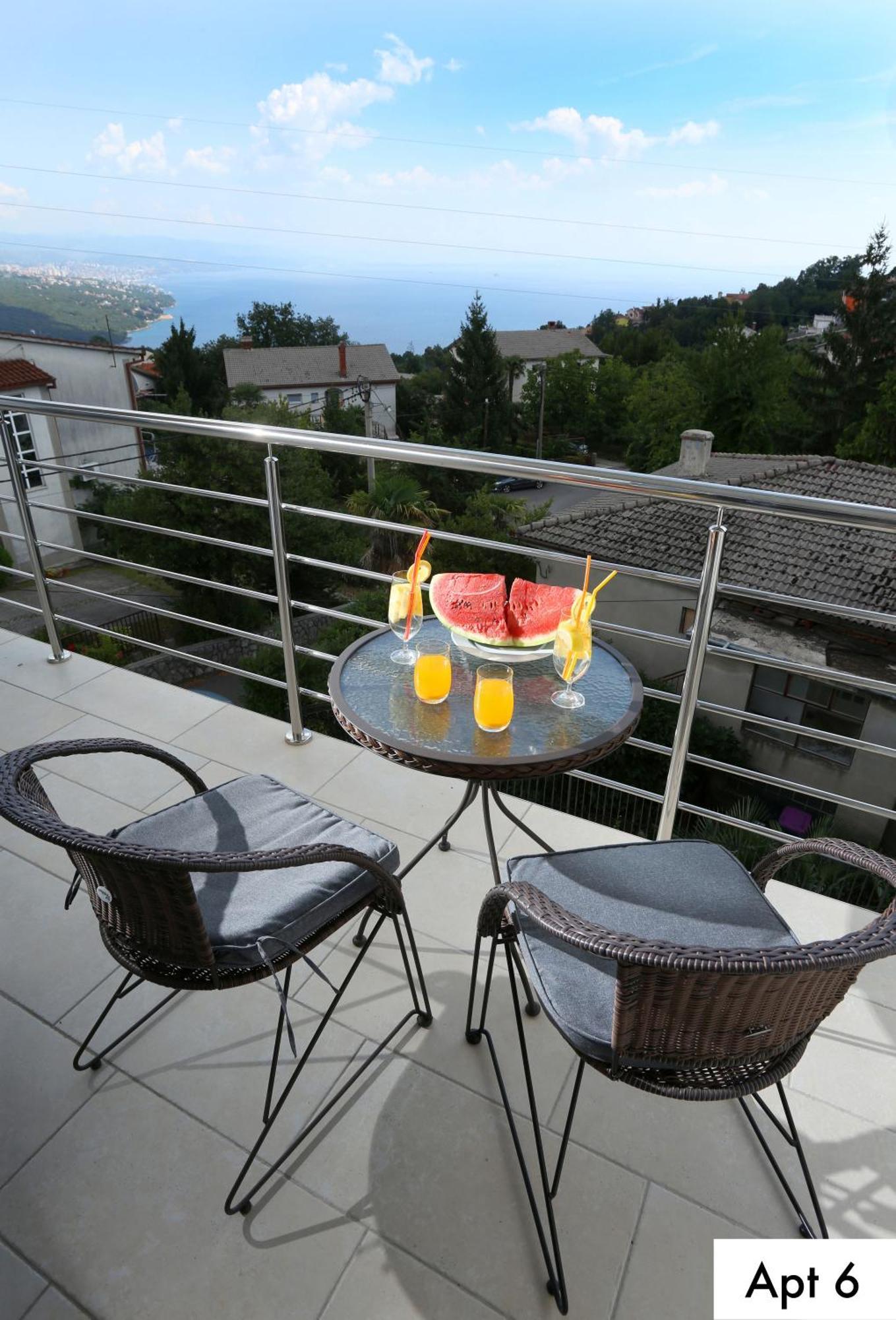 Villa Dragi With Pool, Sauna, & Whirlpool Opatija Room photo