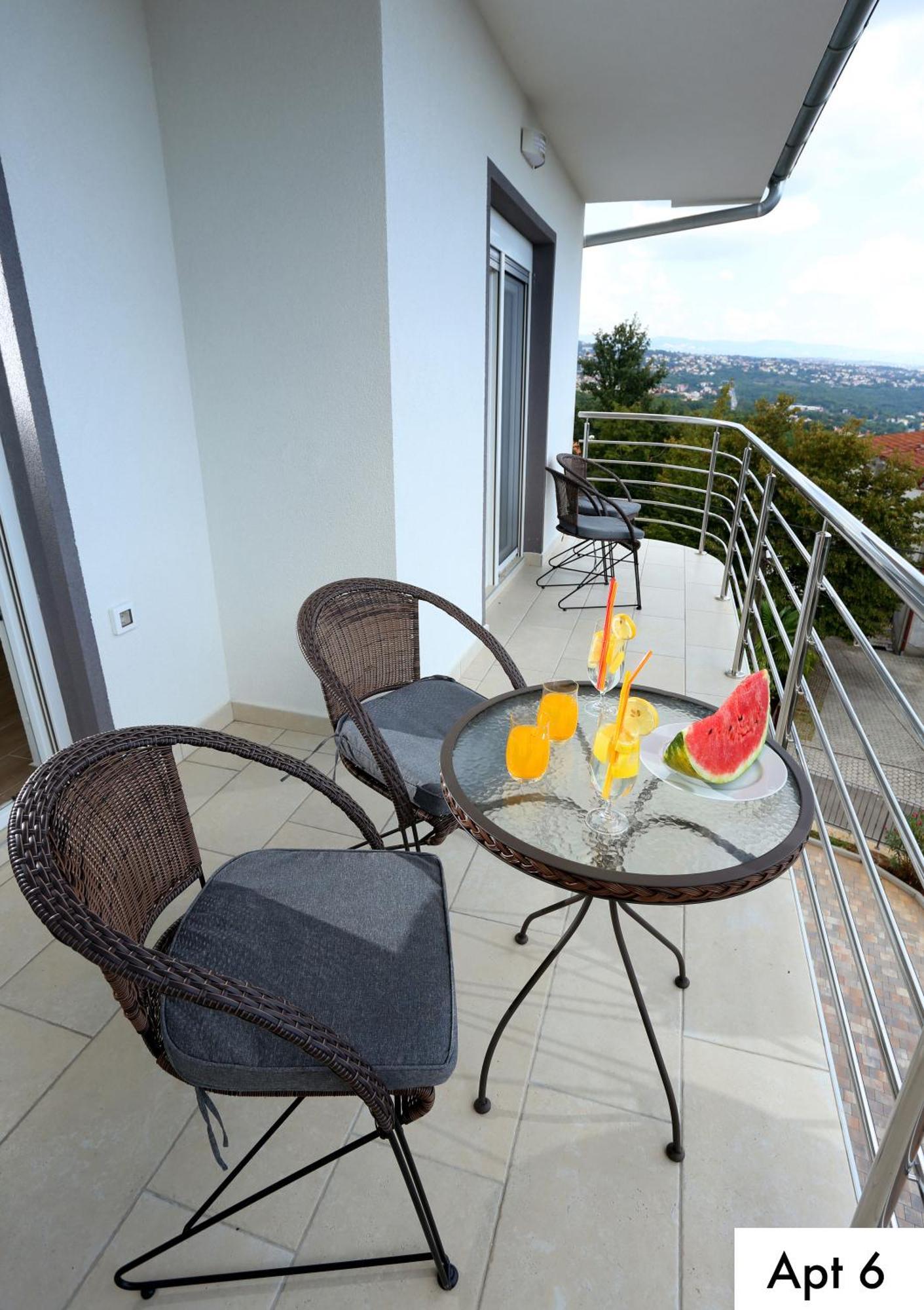 Villa Dragi With Pool, Sauna, & Whirlpool Opatija Room photo