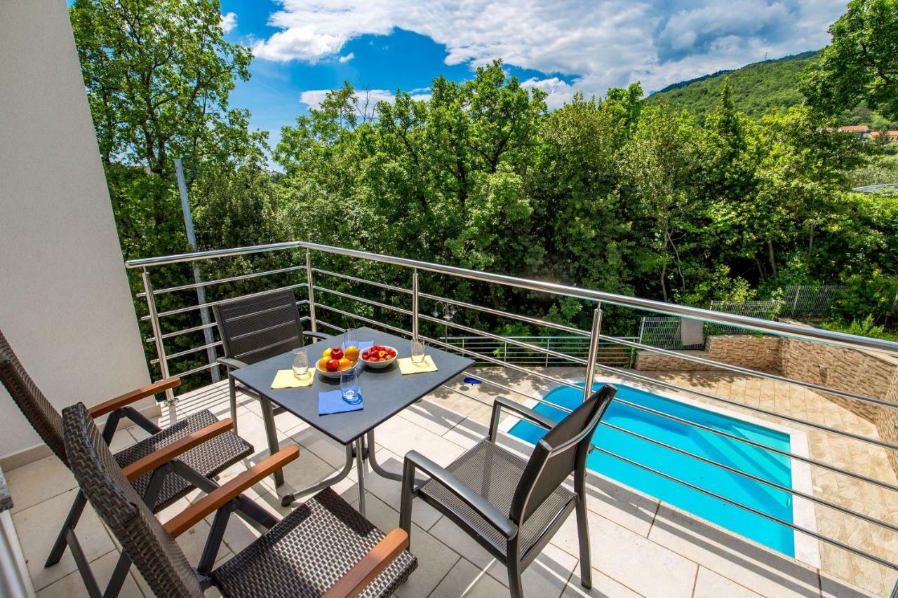 Villa Dragi With Pool, Sauna, & Whirlpool Opatija Room photo
