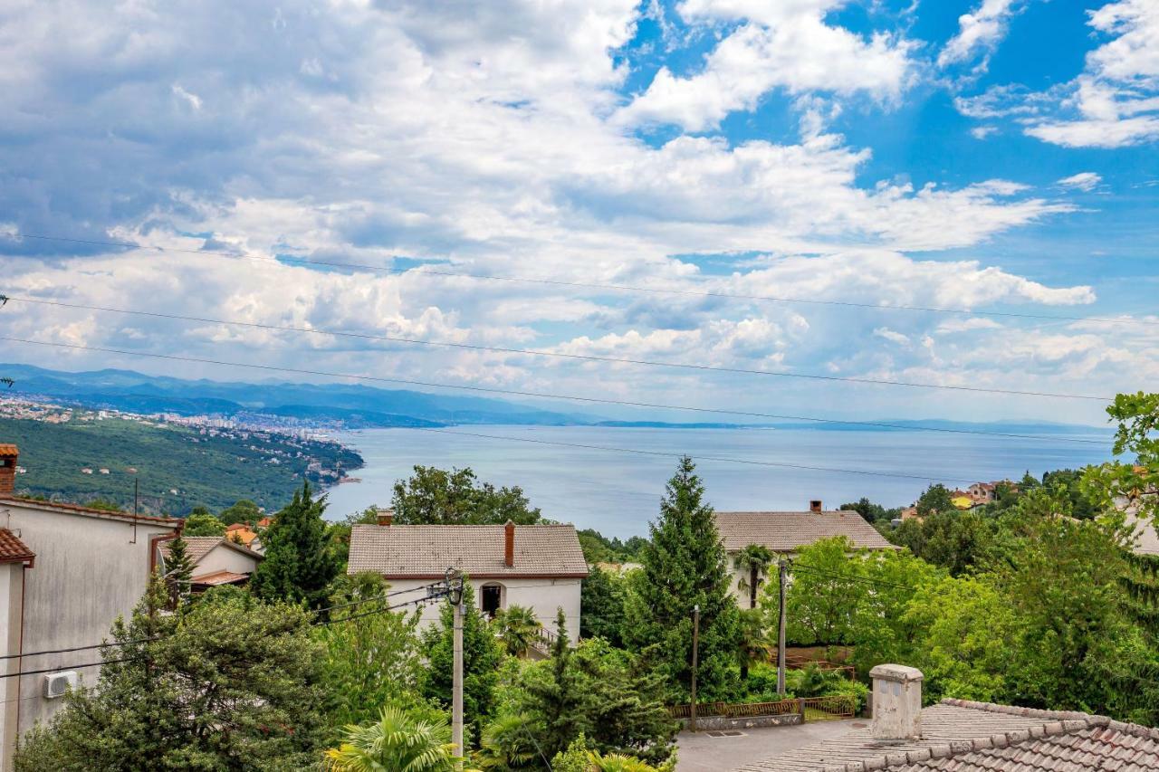 Villa Dragi With Pool, Sauna, & Whirlpool Opatija Room photo